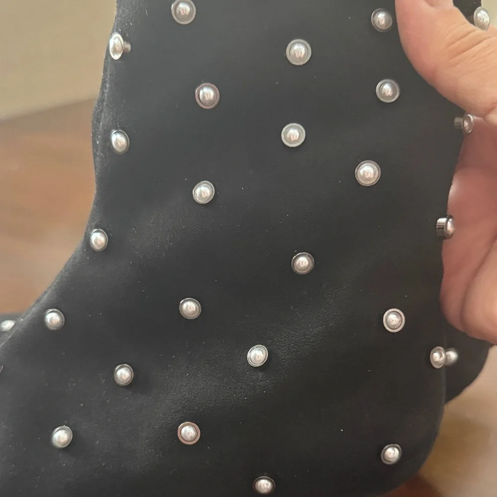 Louise et Cie Black Ankle Boots with Pearl Accents